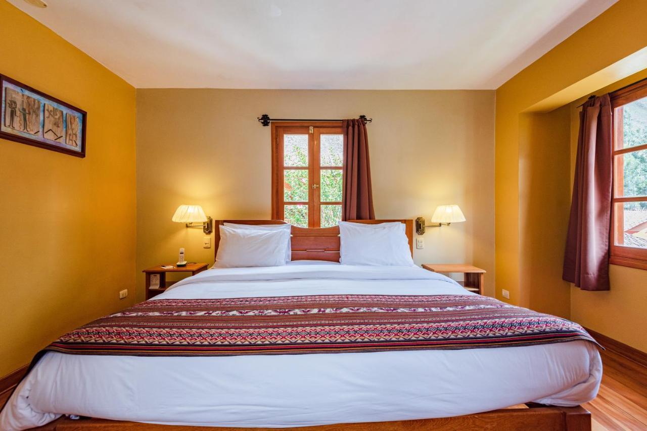 Hotel Pakaritampu โอยานไตตามโบ ภายนอก รูปภาพ