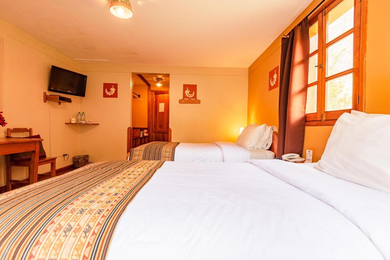 Hotel Pakaritampu โอยานไตตามโบ ภายนอก รูปภาพ