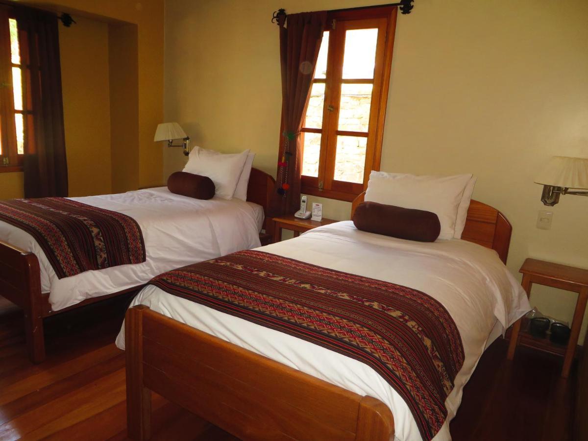 Hotel Pakaritampu โอยานไตตามโบ ภายนอก รูปภาพ